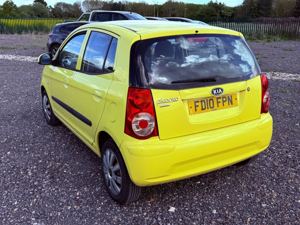 Kia Picanto 1.1 Strike Lez Free 2010 Yellow #6