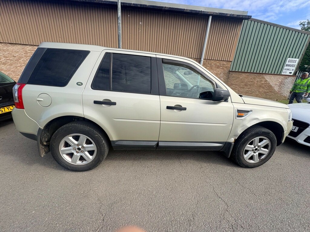 Land Rover Freelander 2 2.2 Td4 Gs 2008 SD08FJV Beige #2