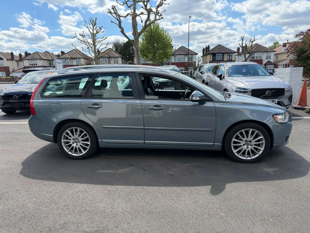 Volvo V50 2.0 Se Lux Edition 2011 Blue #2