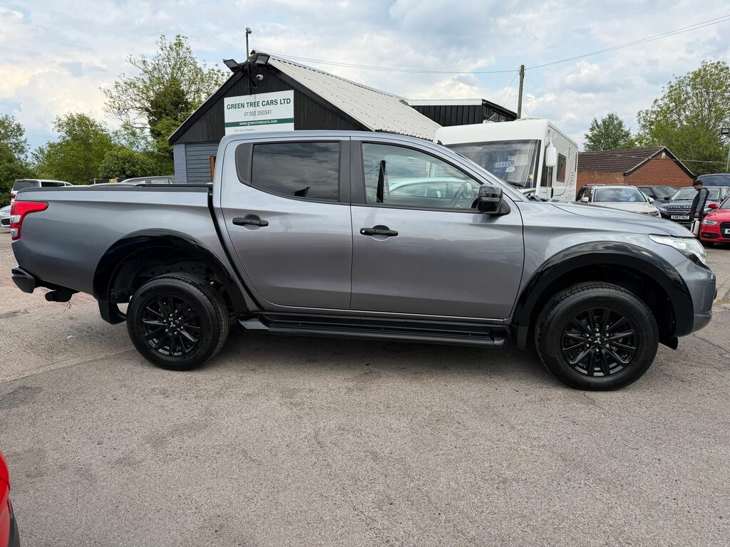 Mitsubishi L200 2.4 Di-d Dc Challenger Pickup Double Cab Diese DN69GDJ Grey #5