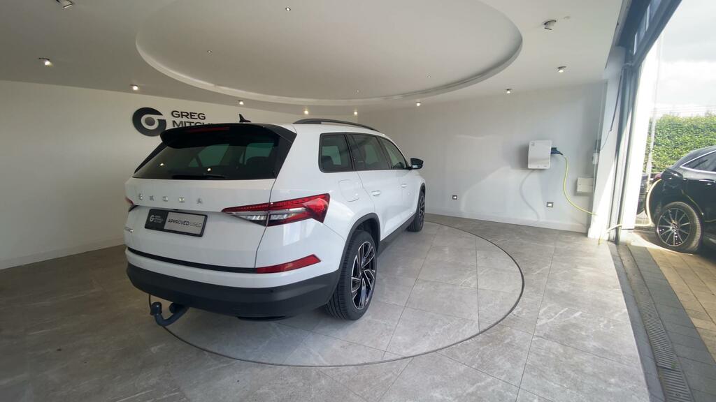 Skoda Kodiaq 2.0 Tdi Se Drive Dsg 7 Seat GL23DXF White #4