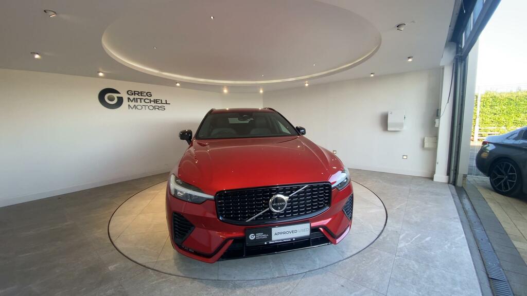 Volvo XC60 2.0 B4d Plus Dark Awd Geartronic OV23TMZ Red #2