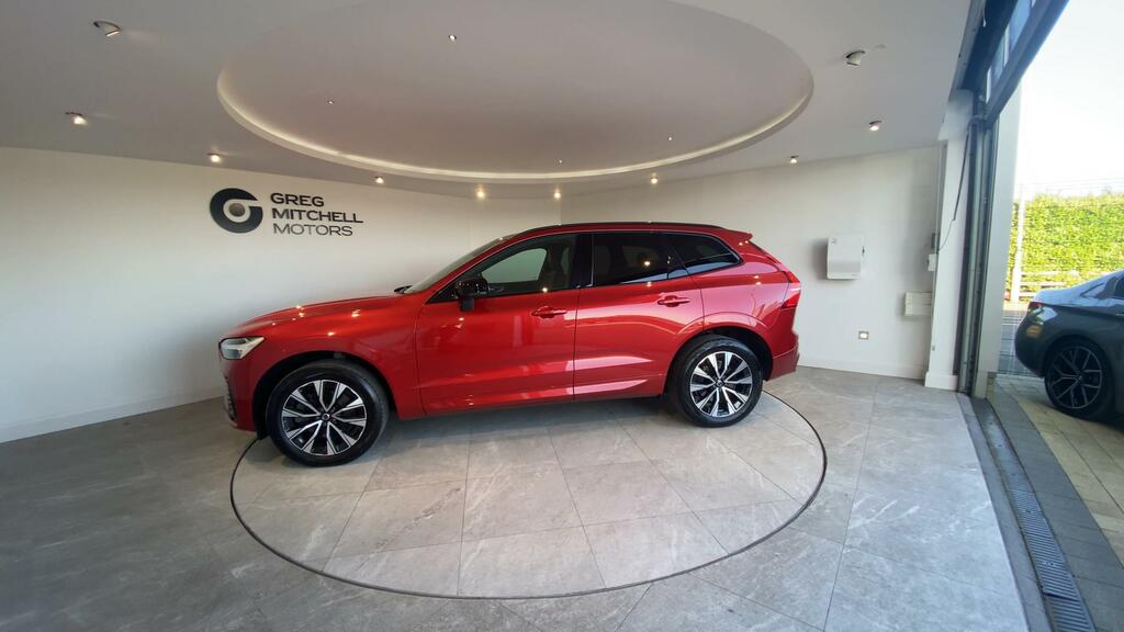 Volvo XC60 2.0 B4d Plus Dark Awd Geartronic OV23TMZ Red #4