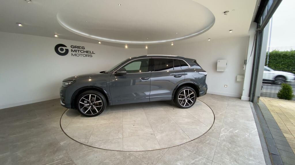Volkswagen Tiguan 1.5 Tsi Ehybrid R-line Dsg YP74PLV Grey #4