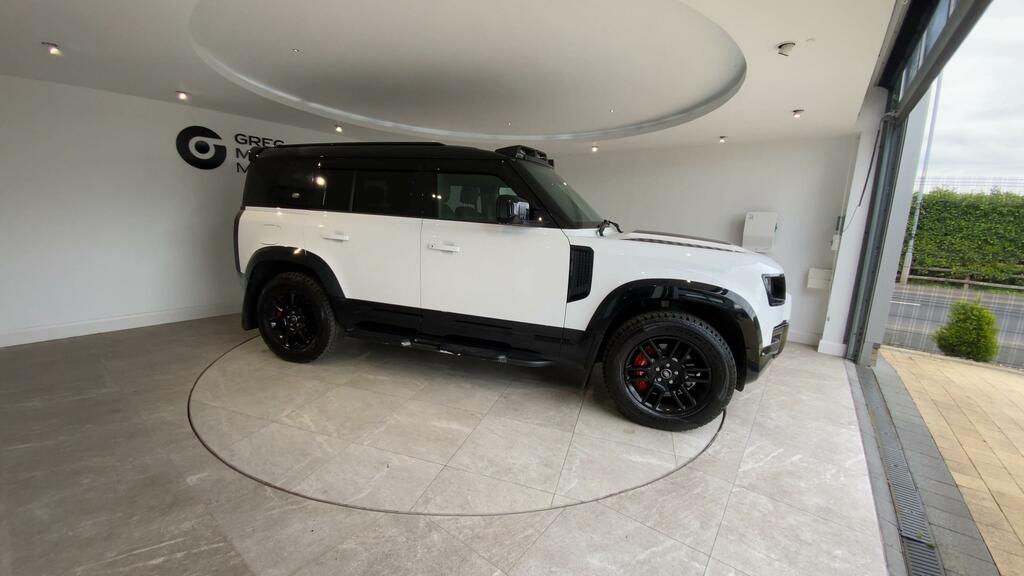 Land Rover Defender 110 3.0 D300 X-dynamic S 110 ML72TMU White #6