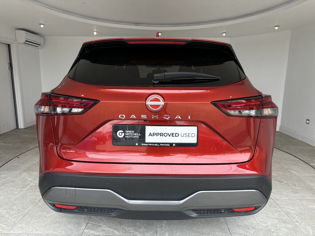 Nissan Qashqai 1.3 Dig-t Mh N-connecta URZ1421 Red #6