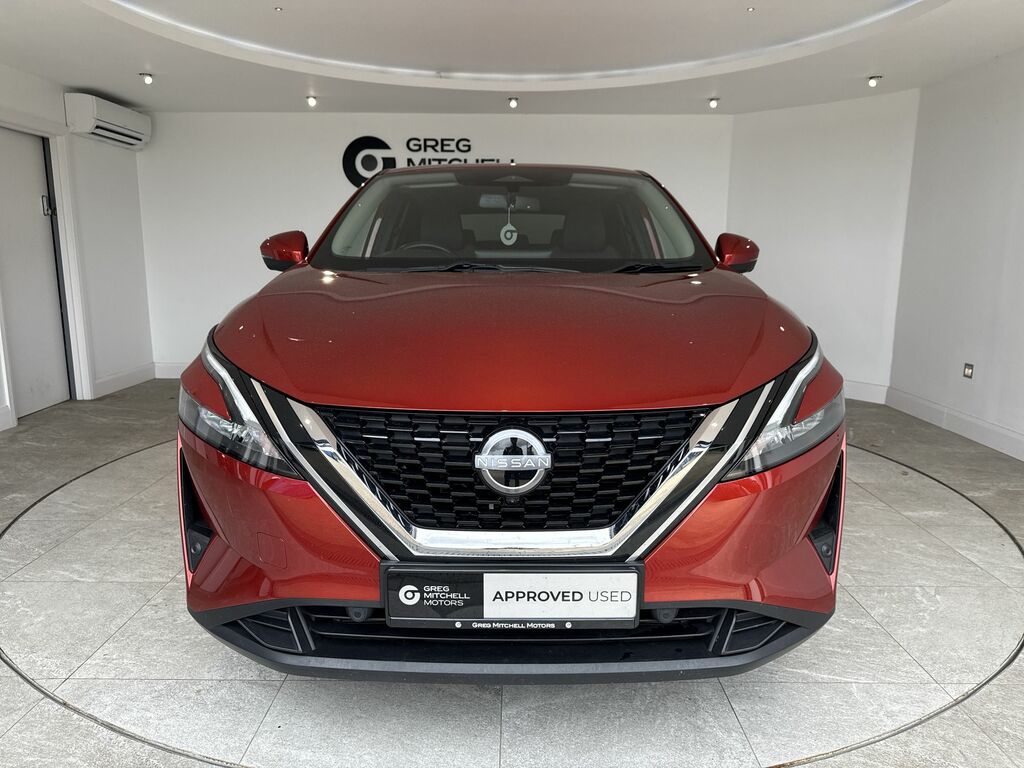 Nissan Qashqai 1.3 Dig-t Mh N-connecta URZ1421 Red #2