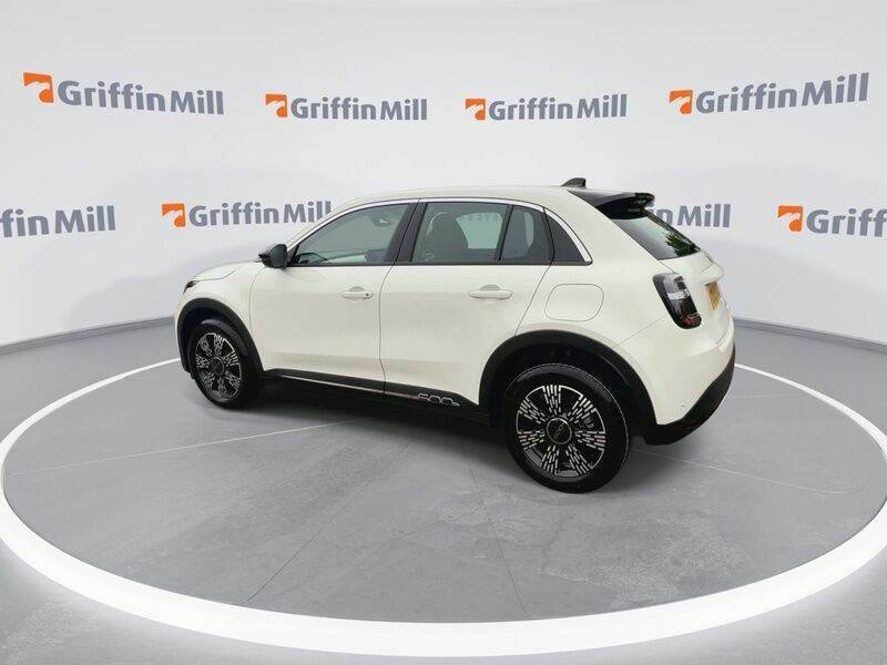 Fiat 600 1.2 Mhev Suv Hybrid E-dct Euro 6 Ss CA26HCE White #4