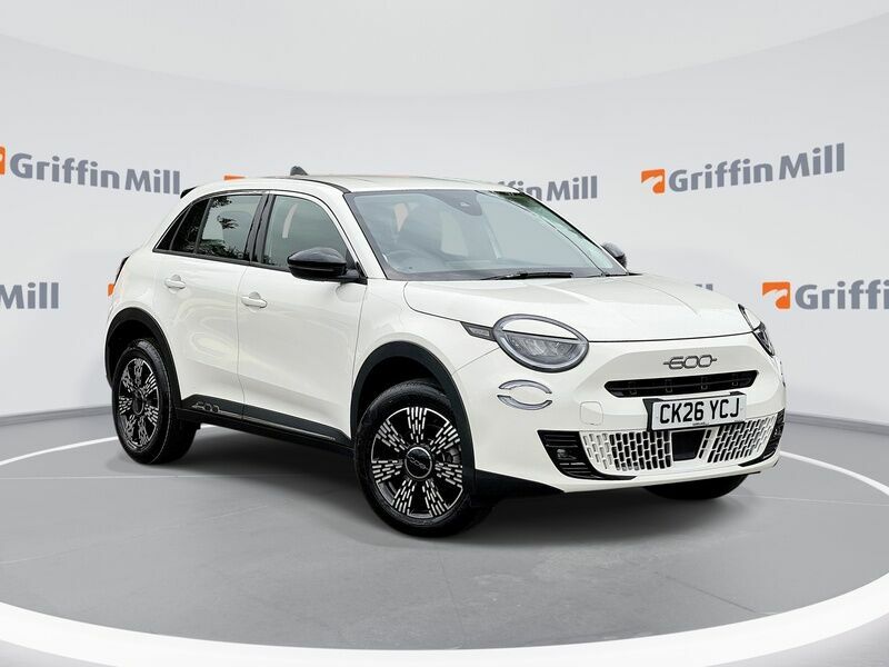 Fiat 600 1.2 Mhev Suv Hybrid E-dct Euro 6 Ss White