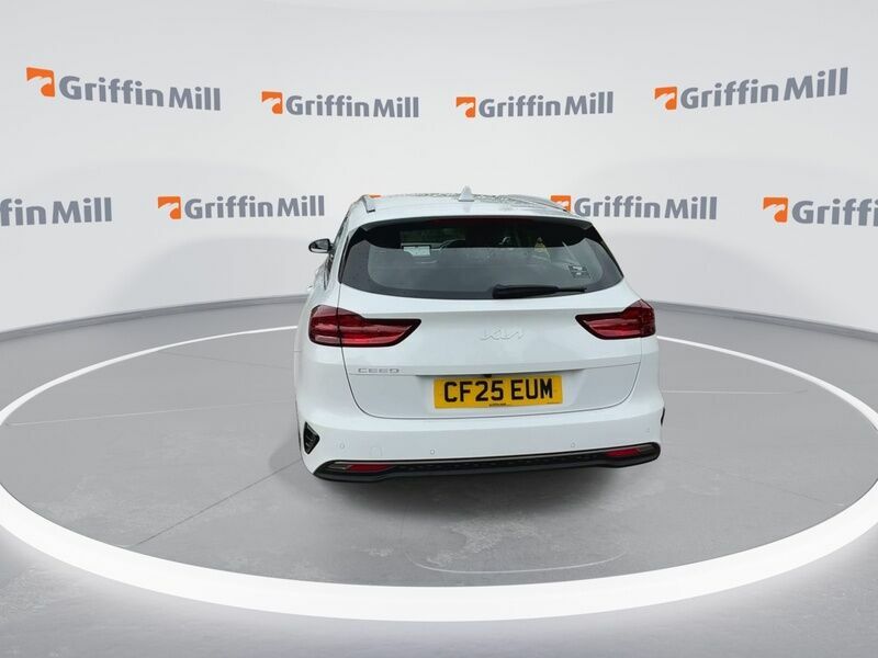 Kia Ceed 1.5 T-gdi 2 Sportswagon Euro 6 CF25EUM White #2