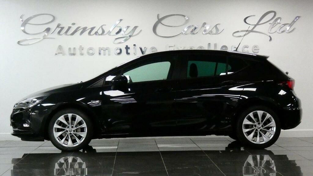 Vauxhall Astra Hatchback 1.4I Turbo Design Euro 6 201868 DP68VVX Black #2