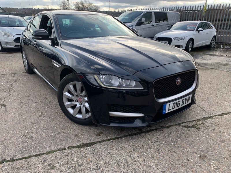 Jaguar XF D R-sport Black