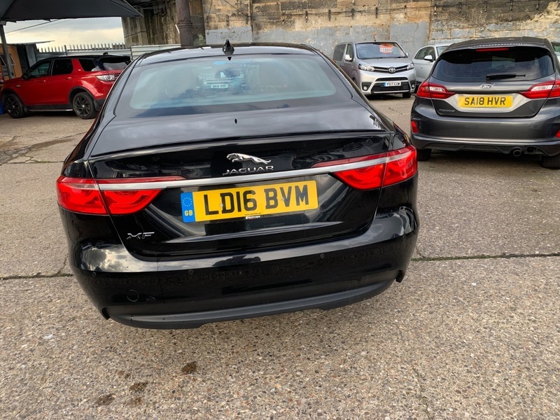 Jaguar XF D R-sport LD16BVM Black #6