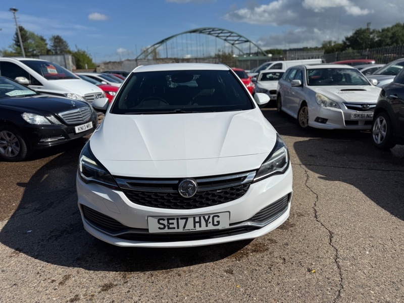Vauxhall Astra Sri Vx-line Nav SE17HYG White #2