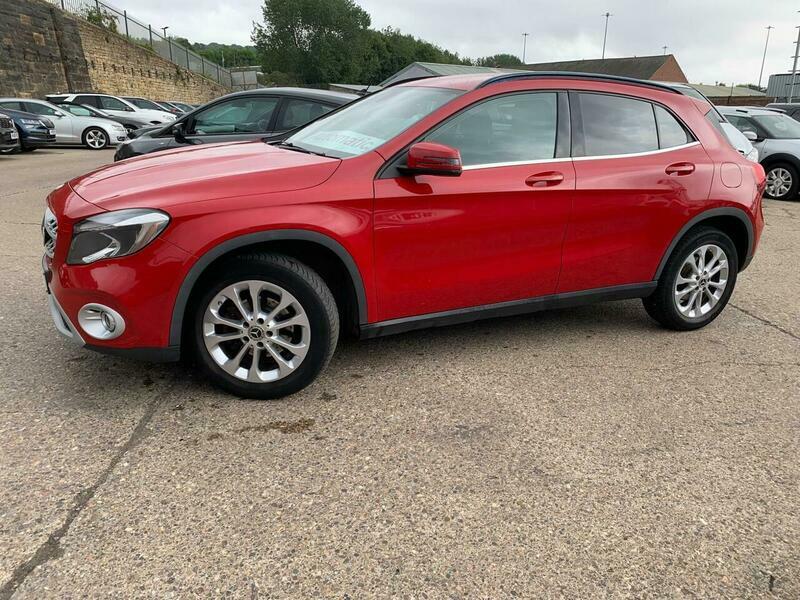 Mercedes-Benz GLA Class 2.1 Gla200d Se 7G-dct LL67OFW Red #3