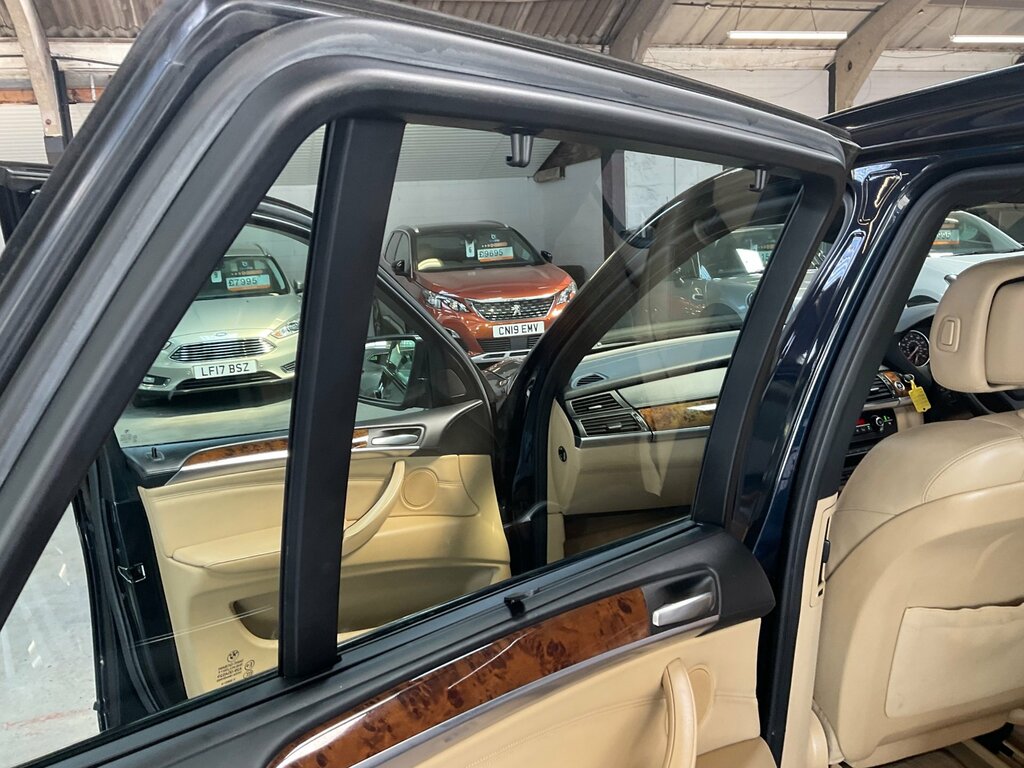 BMW X5 Suv Black #85