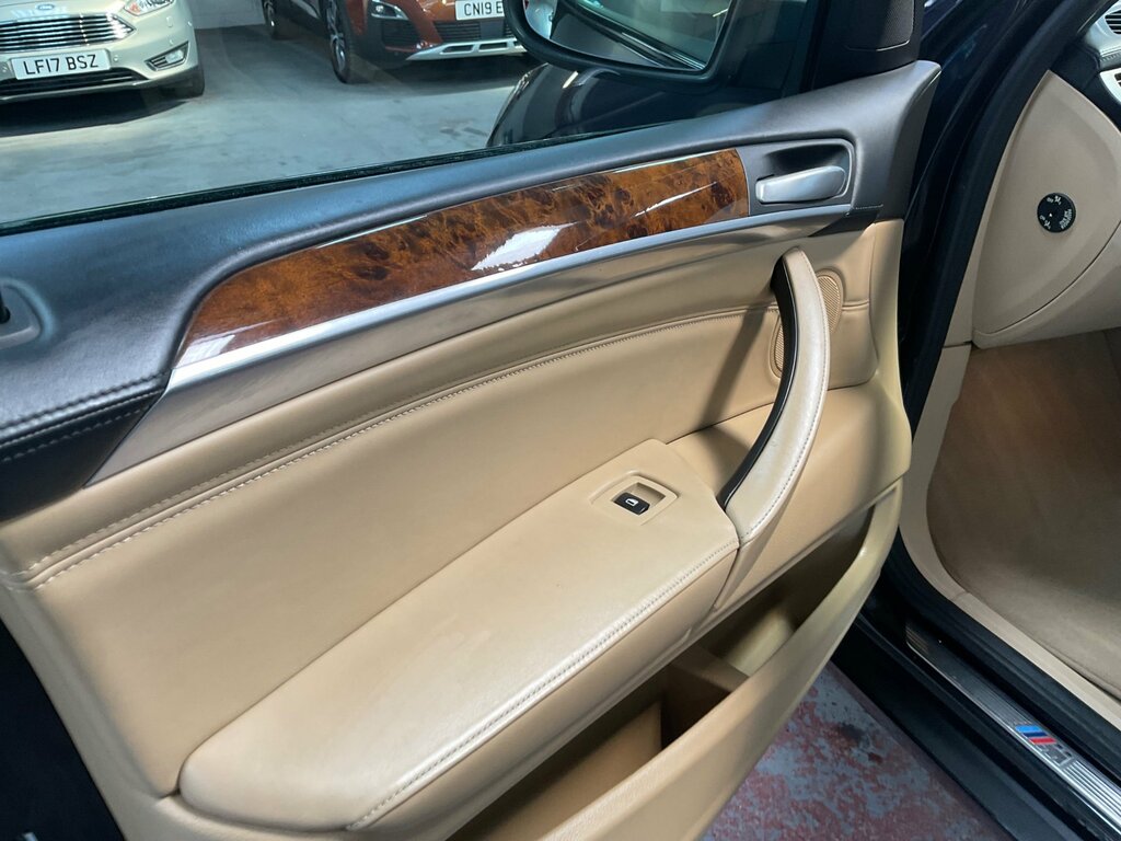 BMW X5 Suv Black #86