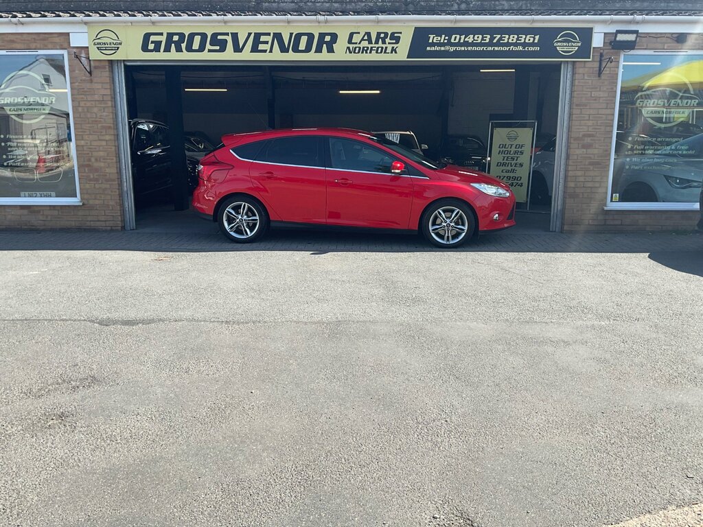 Ford Focus 1.6T Ecoboost Titanium X Hatchback Manu Red #2