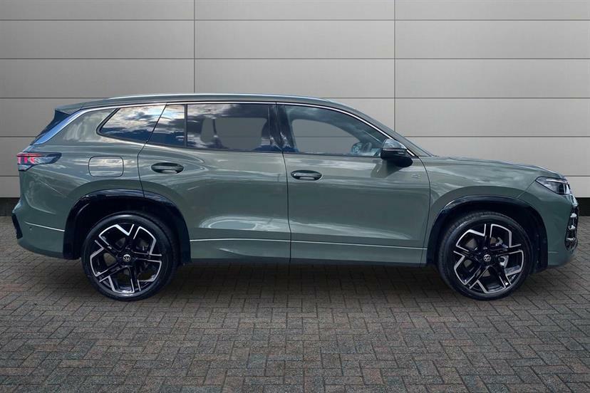 Volkswagen Tayron 1.5 Tsi Ehybrid R-line Dsg6 MJ75VEX Green #4