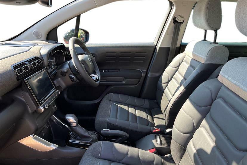 Citroen C3 Aircross 1.2 Puretech 130 Max Eat6 FD73YCC Black #2