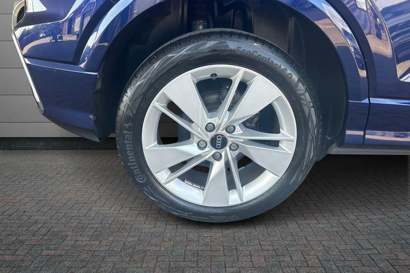 Audi Q2 35 Tfsi S Line S Tronic DG22EYV Blue #5