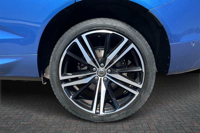 Volvo XC60 2.0 B5p 250 R Design Pro Geartronic KS21RUH Blue #5