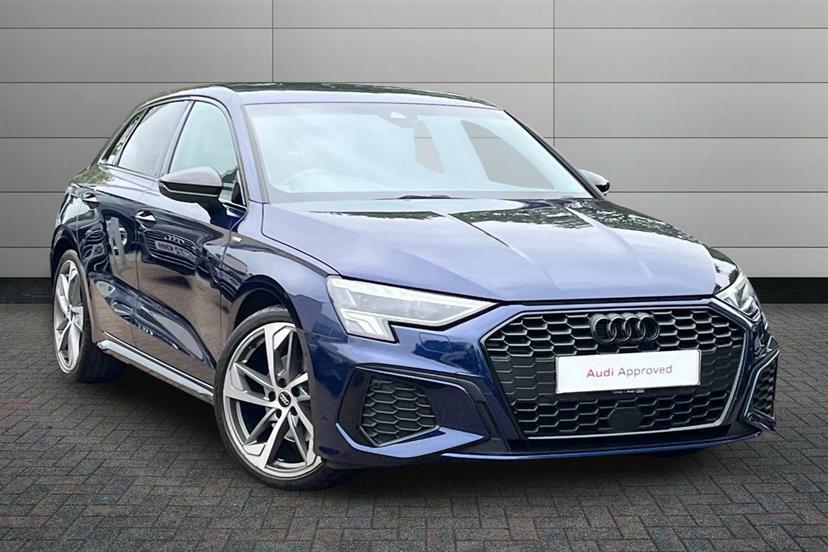 Audi A3 35 Tfsi Black Edition S Tronic Blue