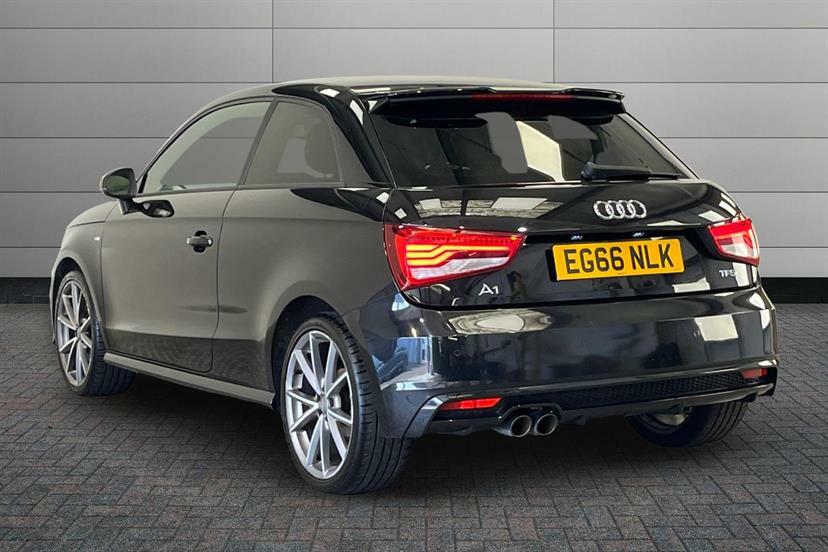Audi A1 1.4 Tfsi 150 Black Edition EG66NLK Black #3