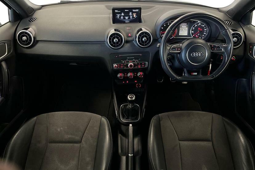 Audi A1 1.4 Tfsi 150 Black Edition EG66NLK Black #6