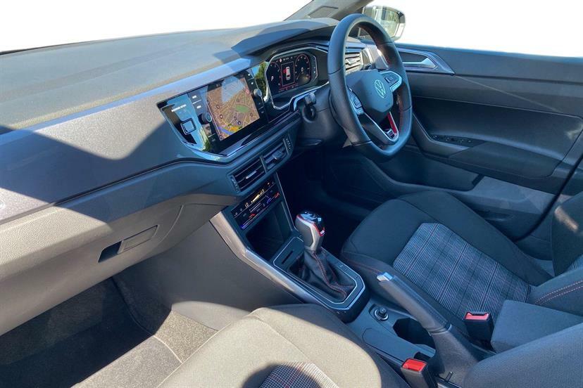 Volkswagen Polo 2.0 Tsi Gti Dsg MT75OUW Black #2
