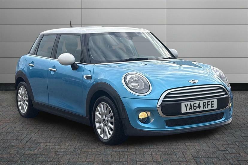 Mini Hatch 1.5 Cooper D Blue