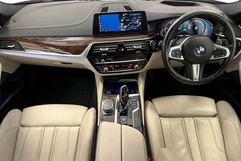 BMW 5 Series 530D Xdrive M Sport VK67YPN Blue #6