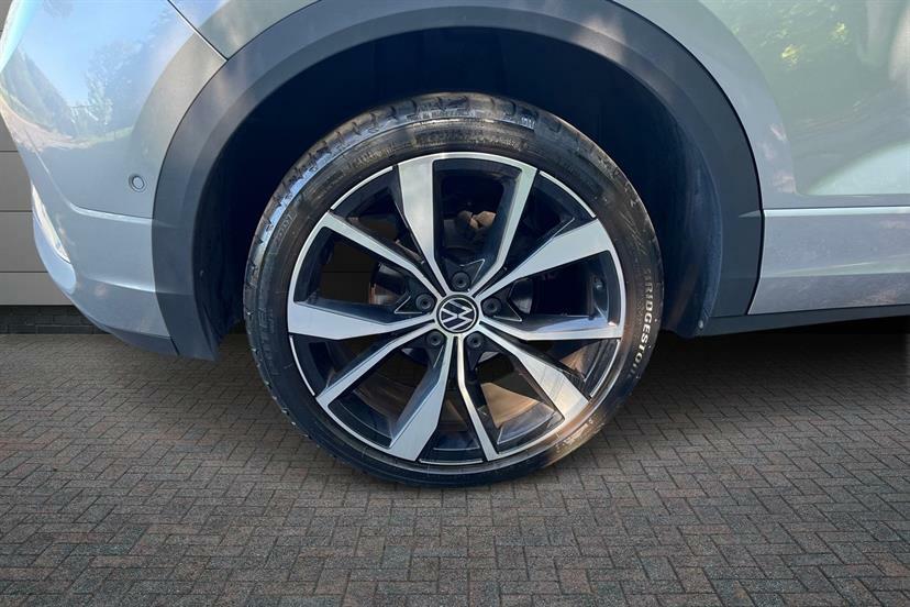 Volkswagen T-Roc 1.5 Tsi R-line GJ23RCU Silver #5