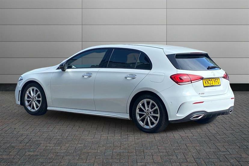 Mercedes-Benz A Class A180 Amg Line Premium KN23YFG White #2