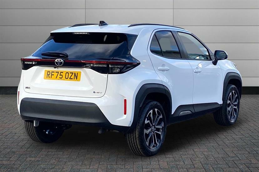 Toyota Yaris Cross 1.5 Hybrid Design Cvt White #2