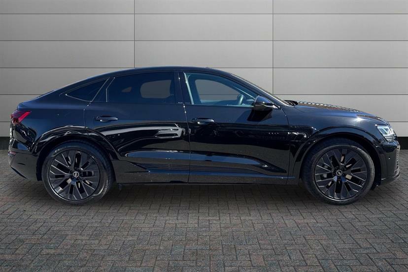 Audi Q8 e tron 300Kw 55 Quattro 114Kwh Black Ed At Tech Pro EN73TPF Black #4