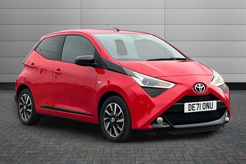 Toyota Aygo 1.0 Vvt-i X-trend Tss Red