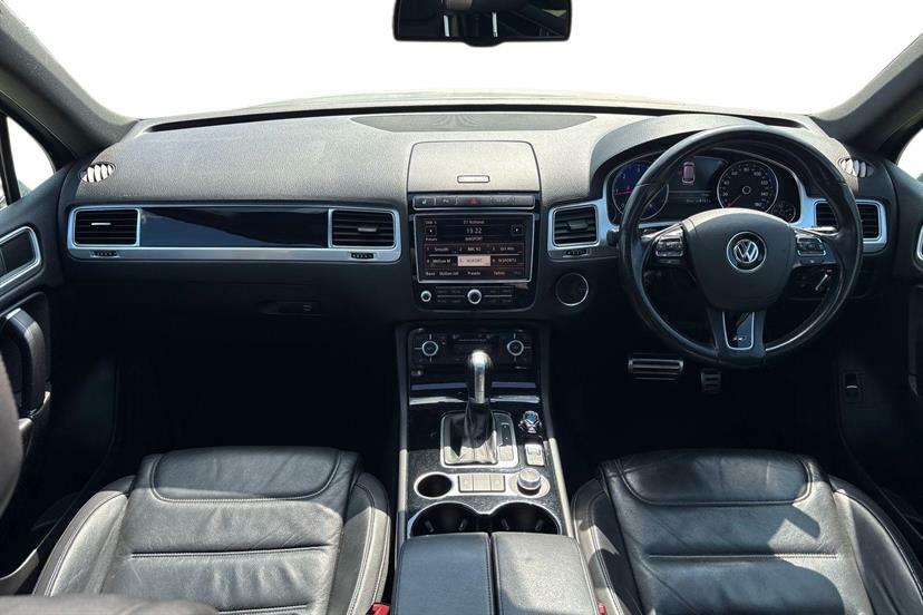 Volkswagen Touareg 3.0 V6 Tdi Bluemotion Tech 262 R-line Tip LX16ZPY White #6