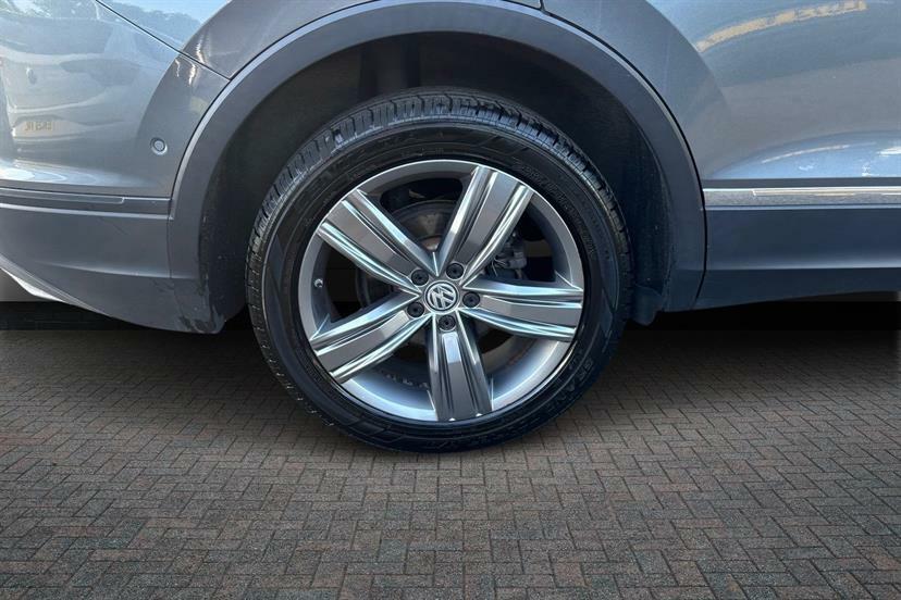 Volkswagen Tiguan Allspace 2.0 Tdi 190 4Motion Match Dsg EO69UOU Grey #5