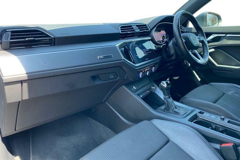 Audi Q3 35 Tfsi S Line S Tronic LS21MVF Grey #2