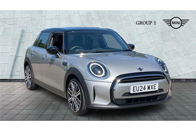 Mini Hatch 1.5 Cooper Exclusive Silver