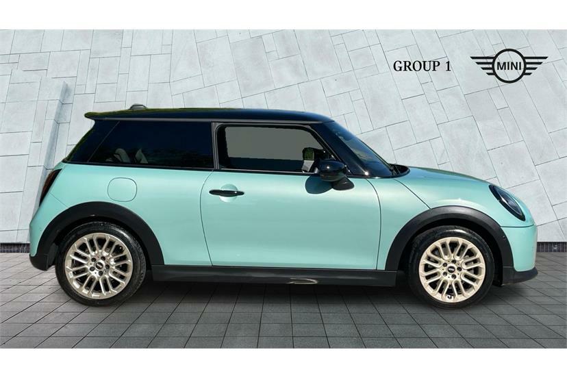 Mini Hatch 2.0 S Exclusive AX24JUO Green #3