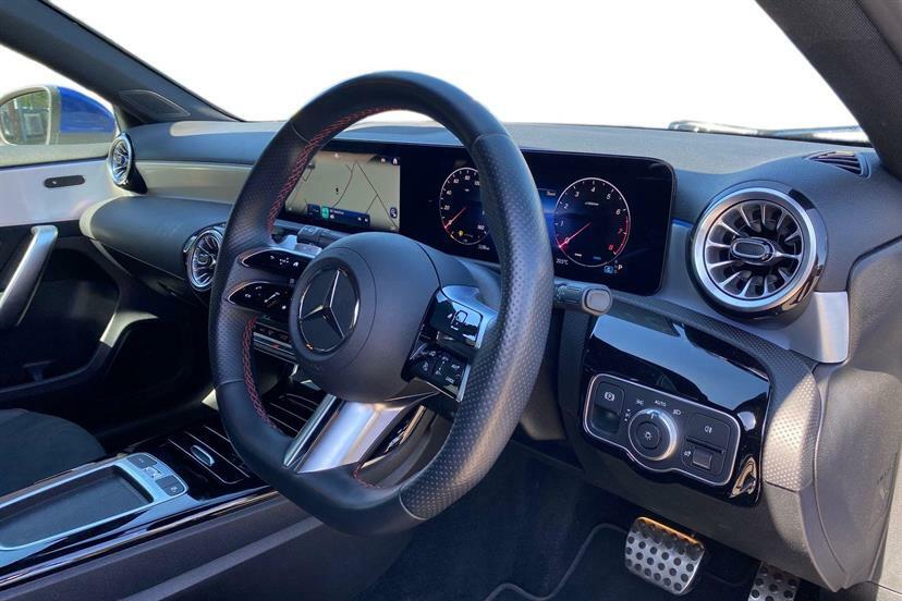 Mercedes-Benz A Class A180 Amg Line Premium KP25YCJ Blue #5