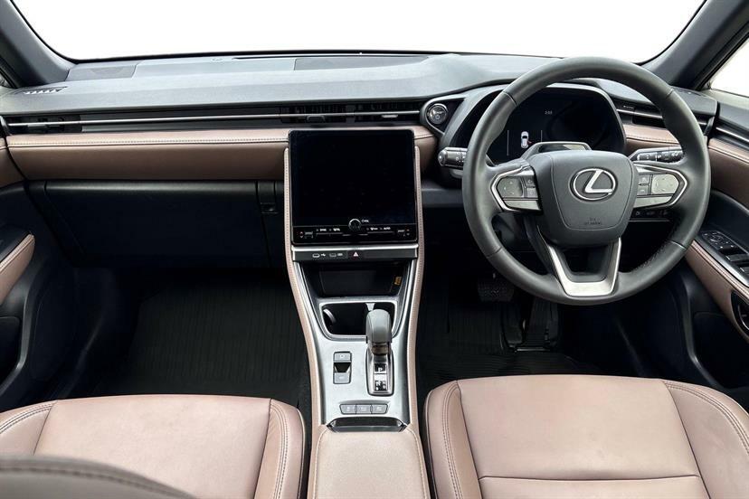 Lexus LBX 1.5 Premium Plus E-cvt DG24FAF White #6