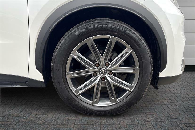 Lexus LBX 1.5 Premium Plus E-cvt DG24FAF White #5