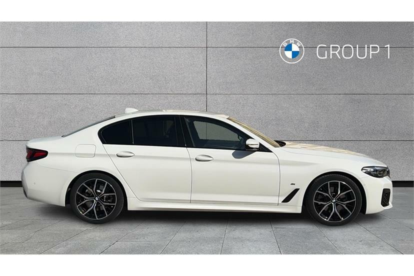 BMW 5 Series 520D Mht M Sport Step White #3