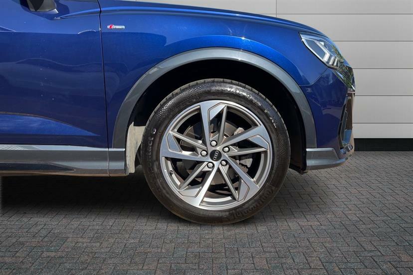 Audi Q3 45 Tfsi E Black Edition S Tronic Cs Pack EK72VPF Blue #5