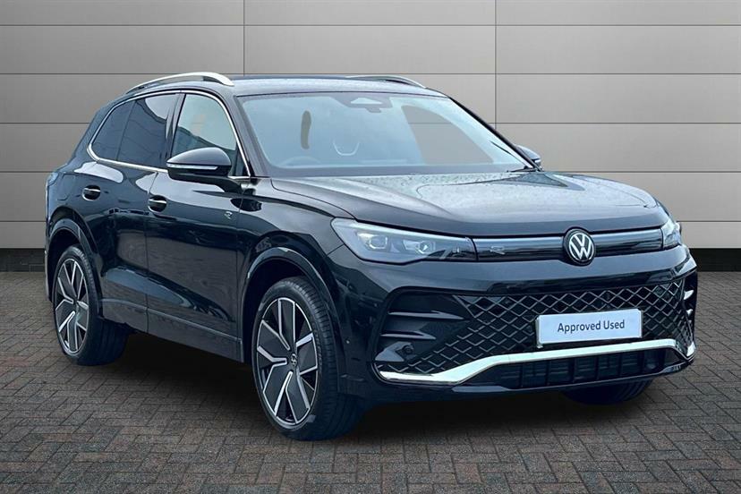 Volkswagen Tiguan 1.5 Etsi 150 R-line Dsg Black