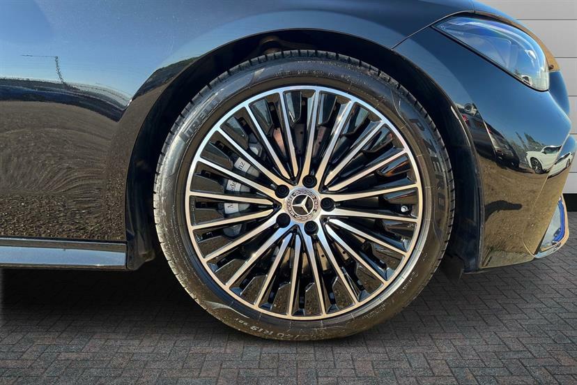 Mercedes-Benz CLE Class 450 4Matic Amg Line Premium 9G-tronic Black #4