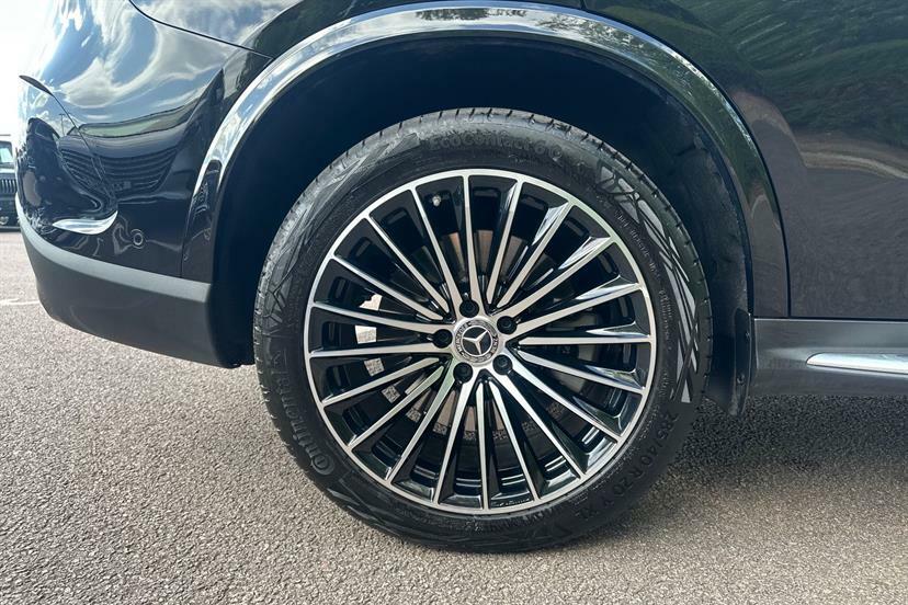 Mercedes-Benz GLC Class 300E 4Matic Amg Line Prem Plus 9G-tronic KP75OMH Black #4